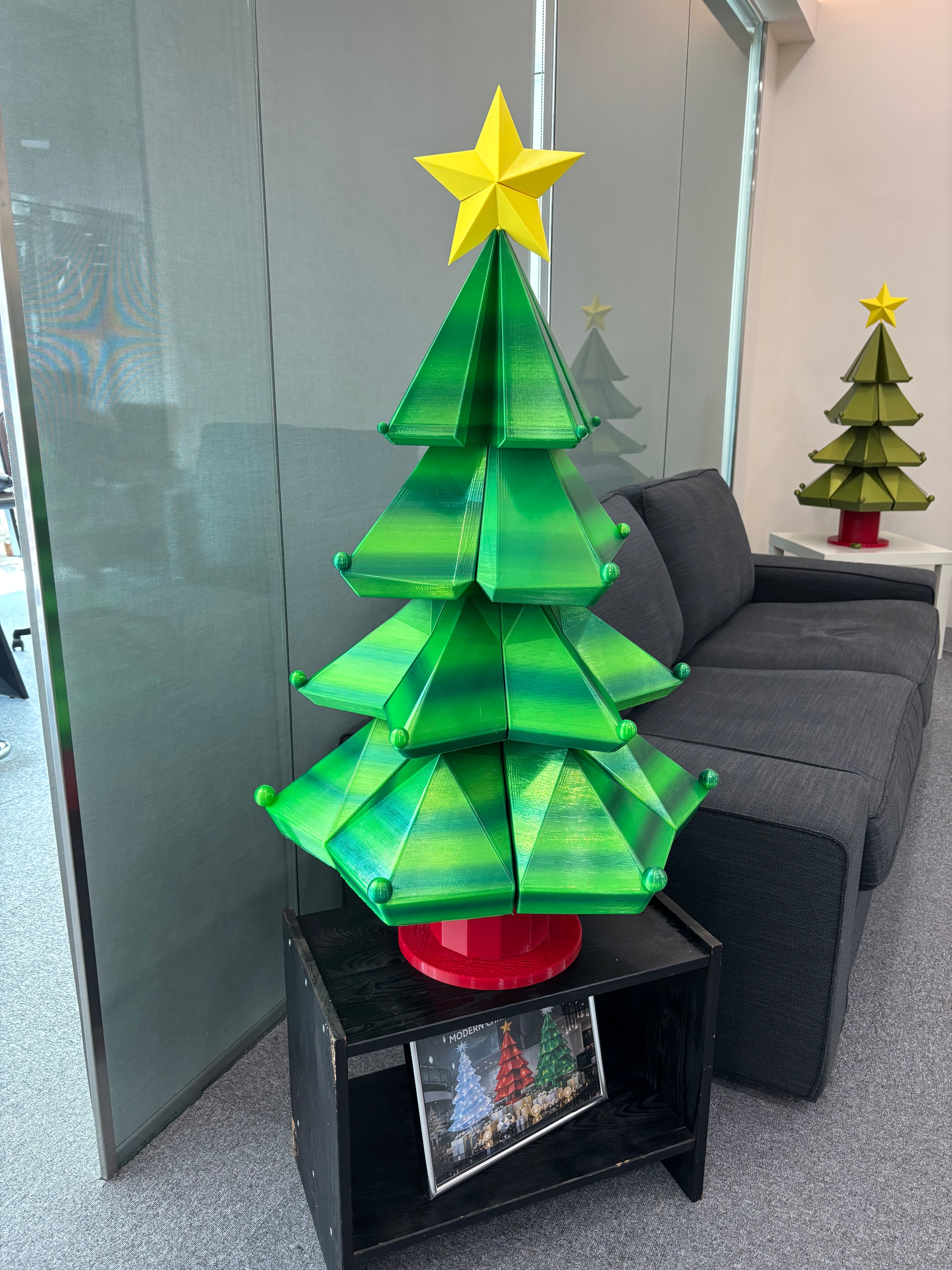 Modern Christmas Tree Sculpture